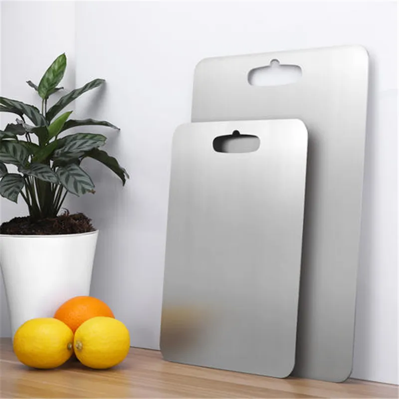 TABLA PARA PICAR O CORTAR DE ACERO INOXIDABLE 30CM ANCHO X 46CM LARGO, (11.8X18.1 PULGADAS)